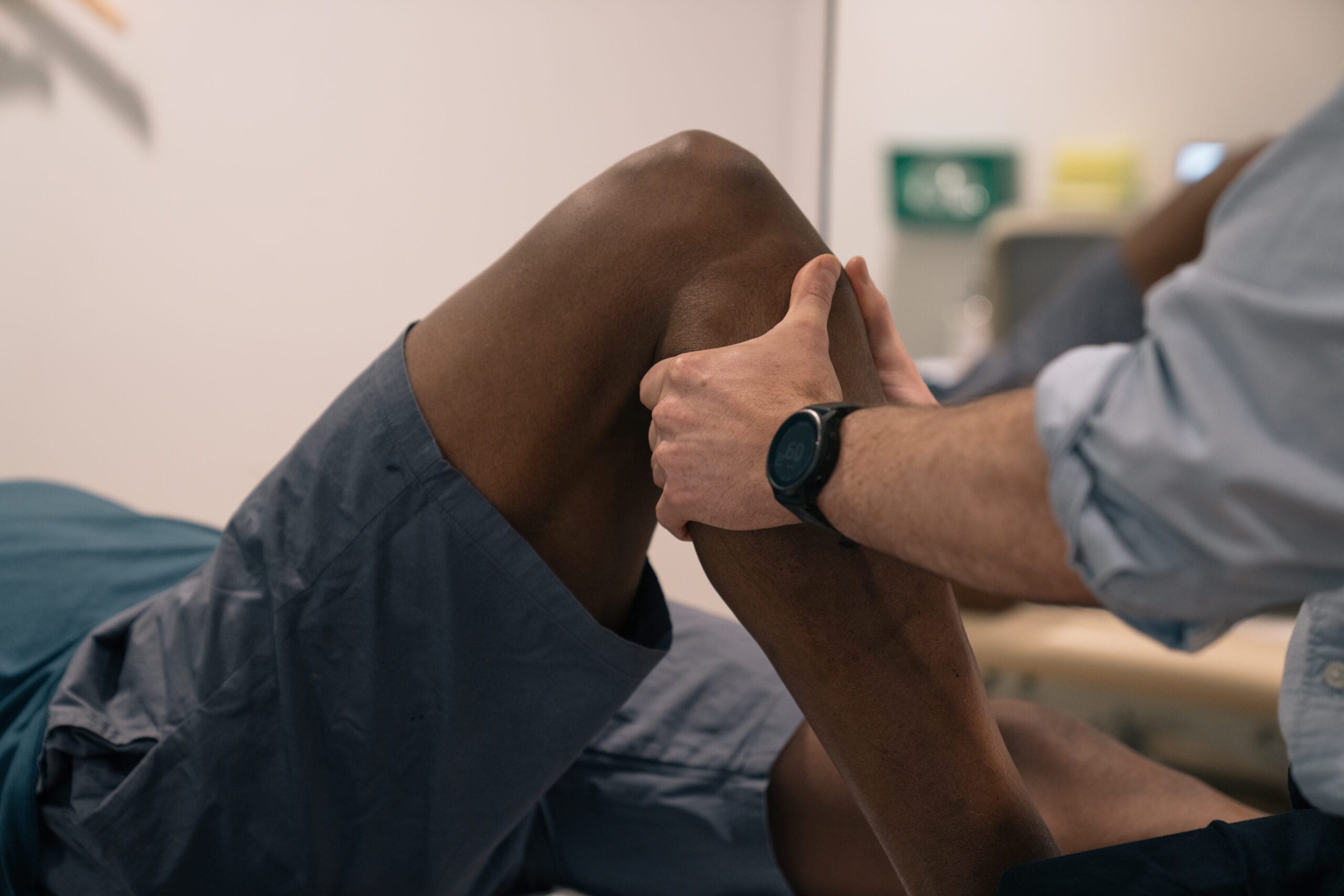 Knee Pain in Cyclists. What You Need to Know