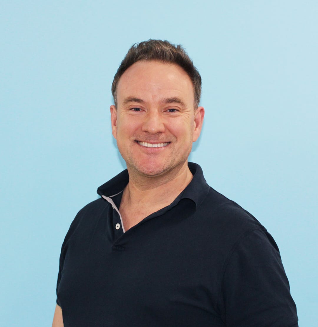 Dr James Noake